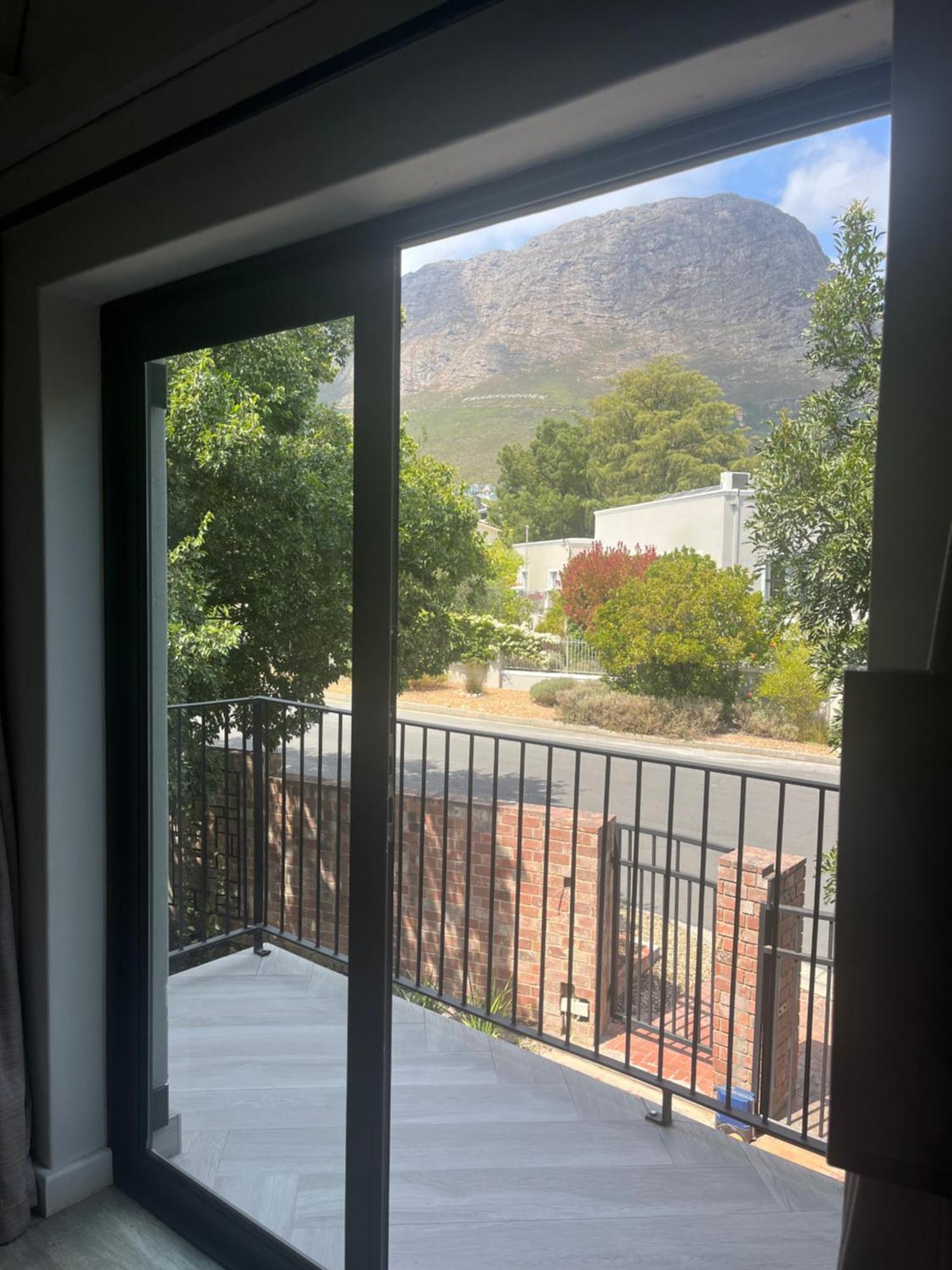 Comfortable Room With Large En Suite Bathroom Franschhoek Exterior foto